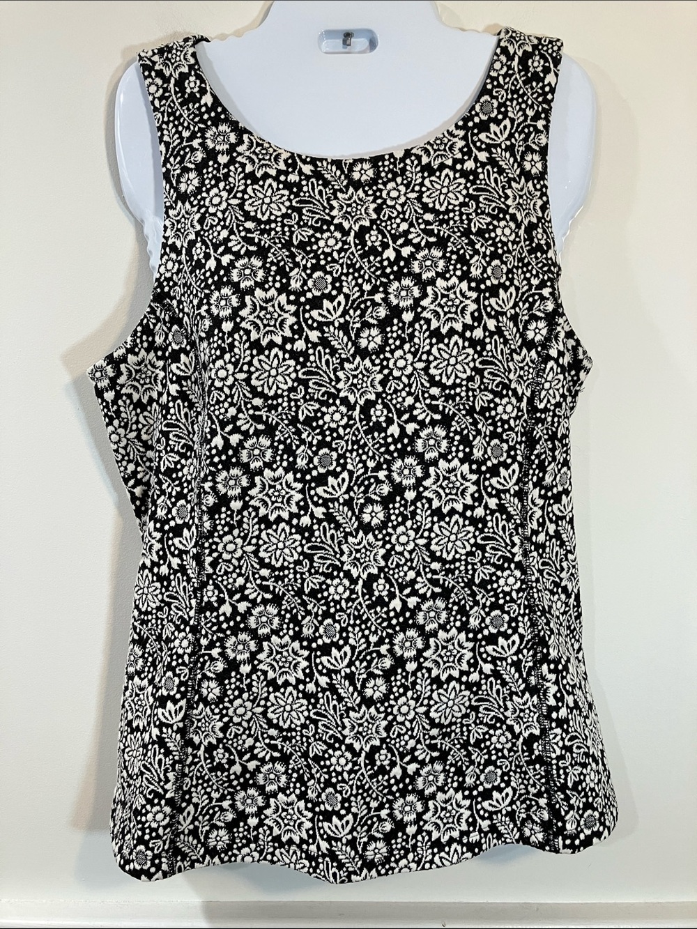 Vanessa Virginia by Anthropology sleeveless top L